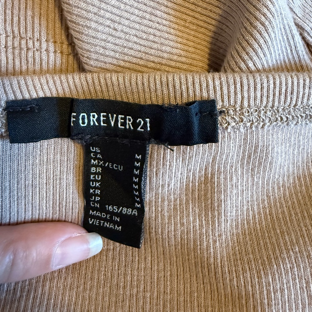 Forever 21 Tan Ribbed Crop Top - Picture 3 of 3